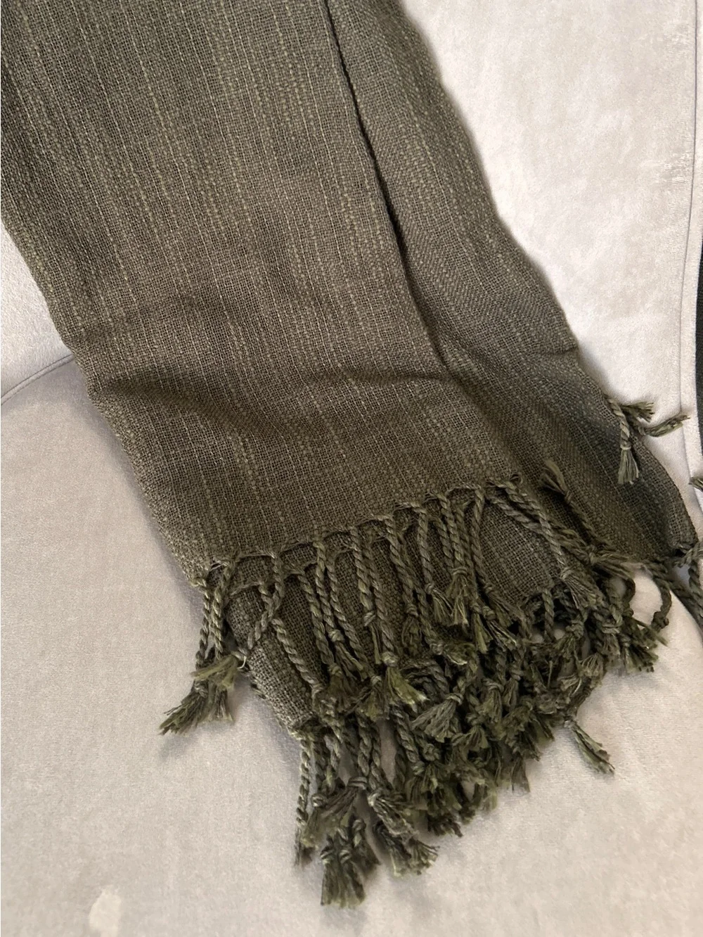 Olive Green Hand Loom Textile Hand Tied Tassels Travel Scarf Wrap Towel Sarong